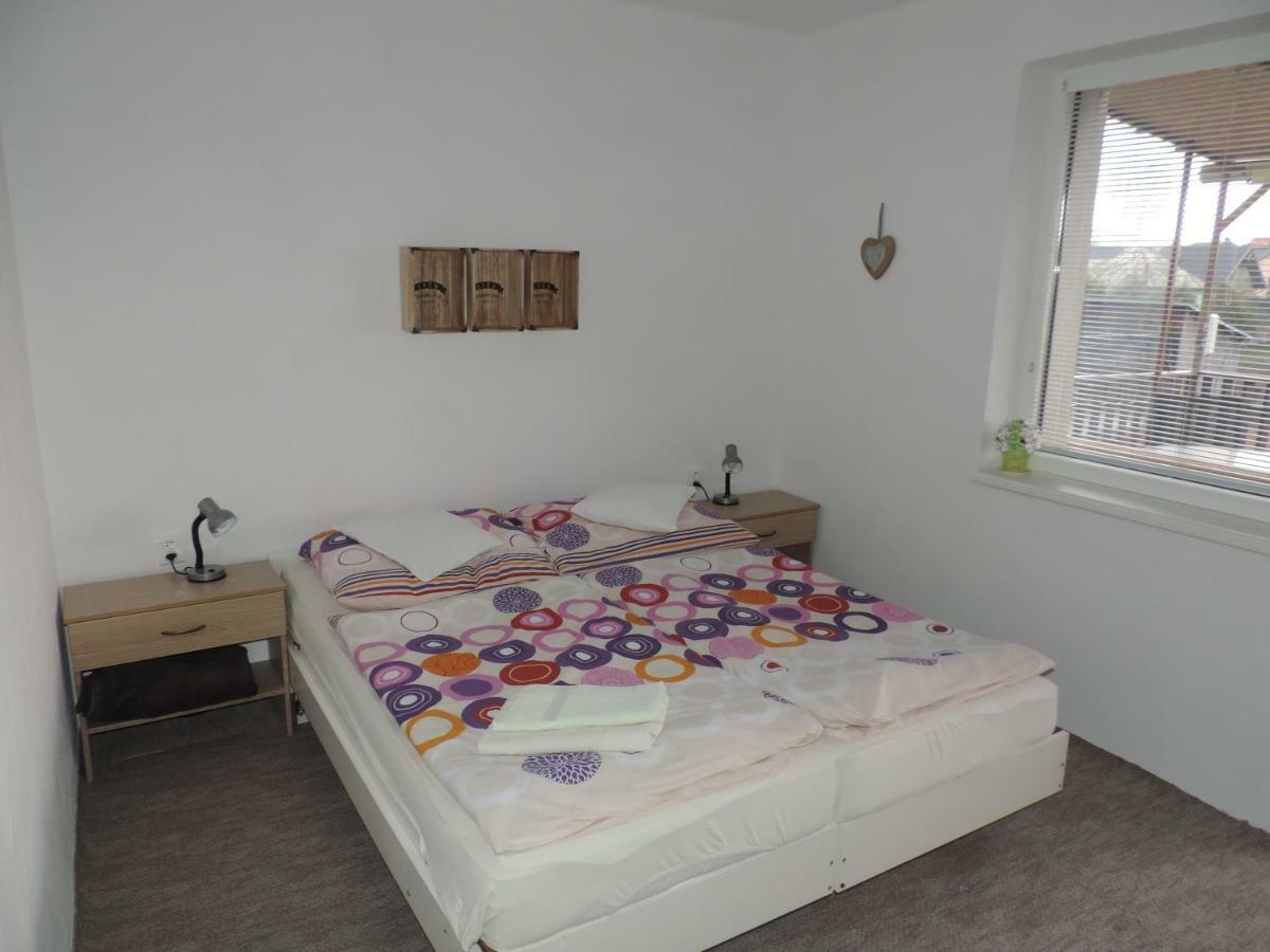 Privat Alfa Apartment Hrabusice Bagian luar foto
