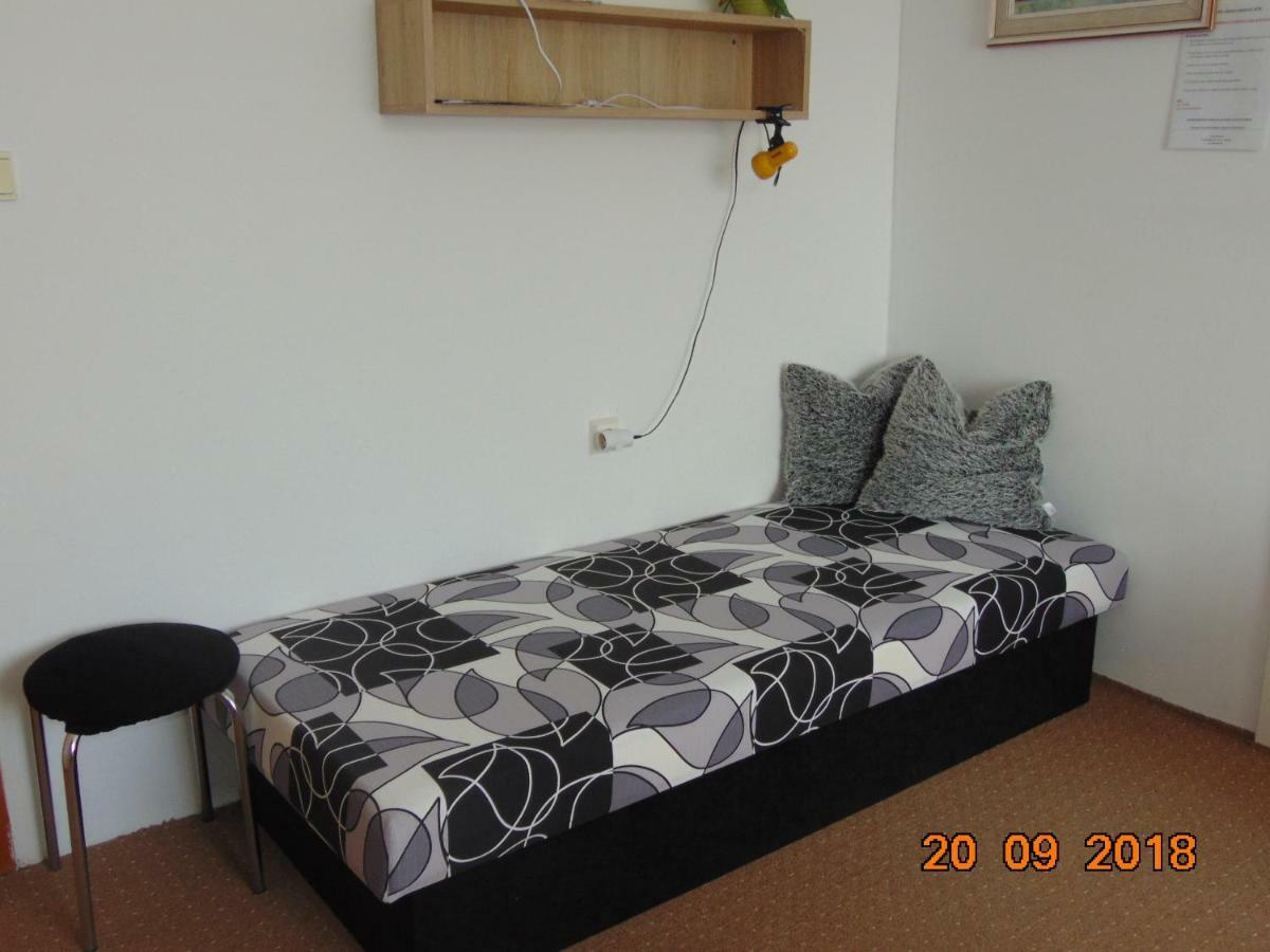 Privat Alfa Apartment Hrabusice Bagian luar foto